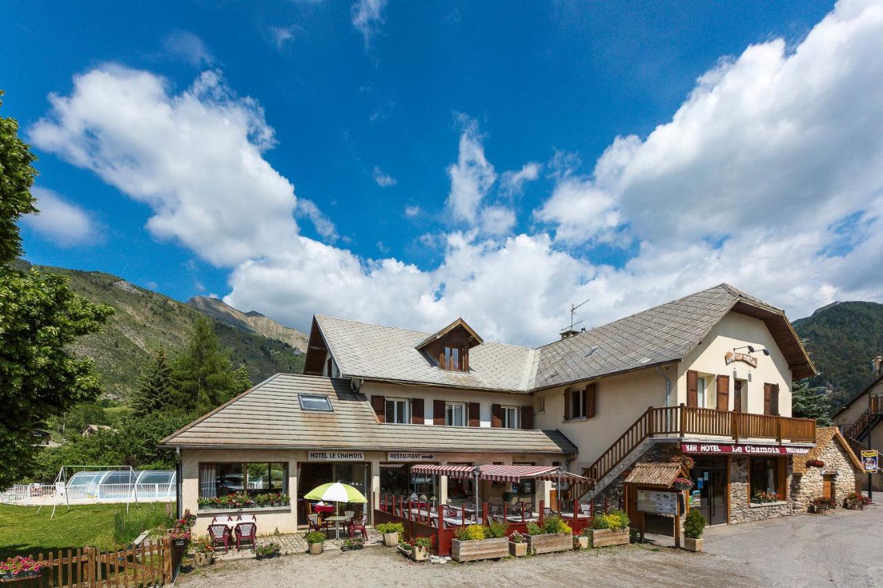 Pet Friendly Hotel Restaurant Le Chamois