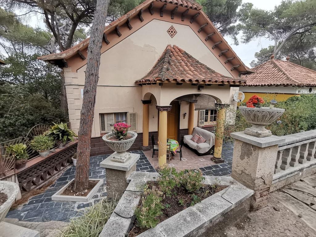 Pet Friendly Colonial House 20km From Barcelona Center