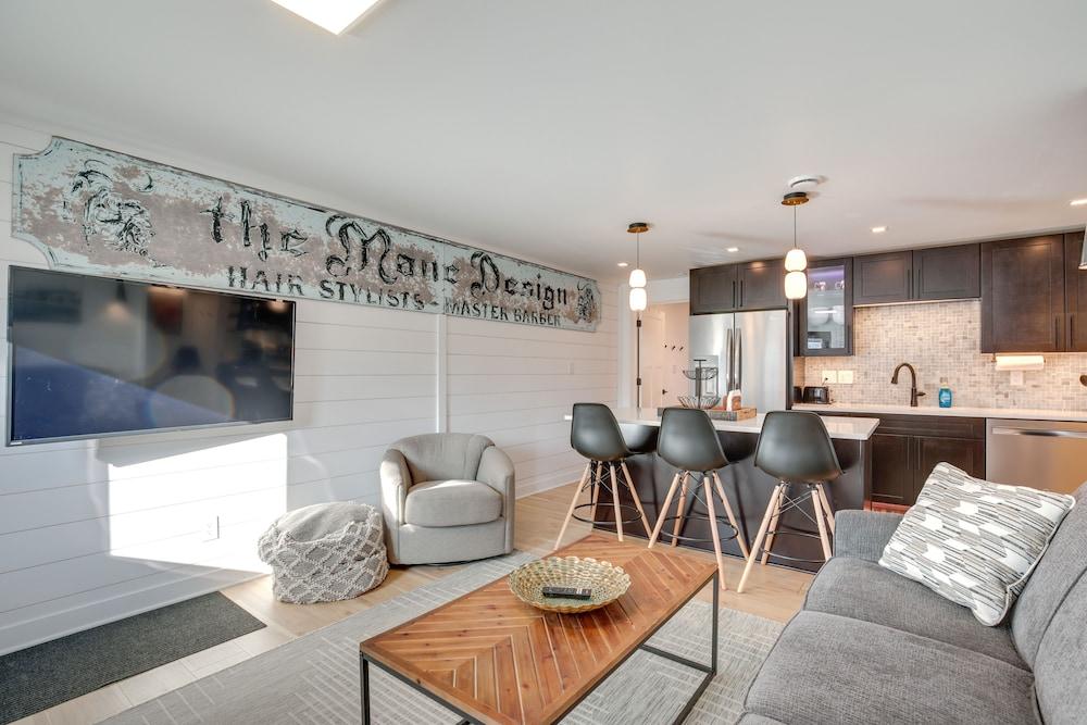 Downtown Minocqua Retreat Walk to Minocqua Lake Pet Policy