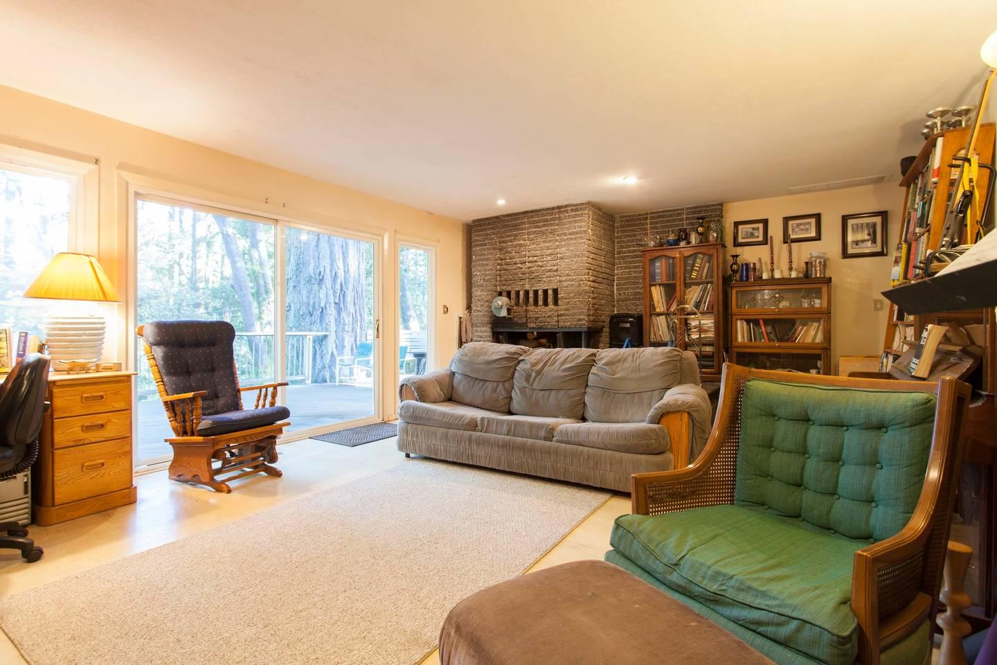 Retreat Setting in Redwood Forest Pet Policy