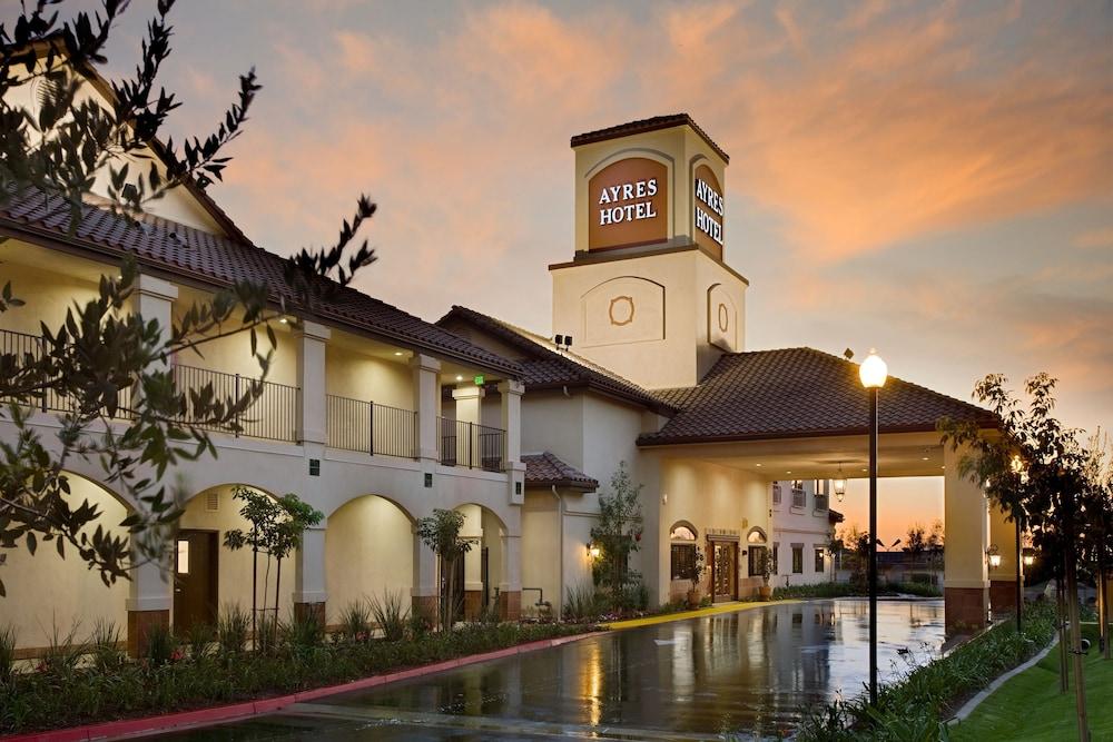 Pet Friendly Hotels in Beaumont CA BringFido