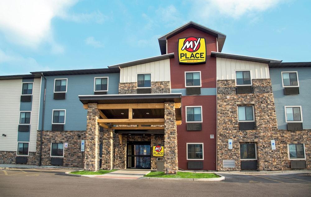 Pet Friendly My Place Hotel - Sioux Falls SD