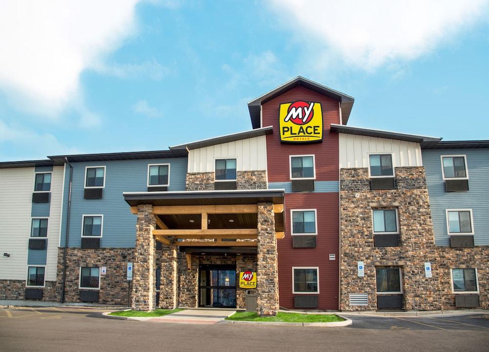 Pet Friendly My Place Hotel - Sioux Falls SD