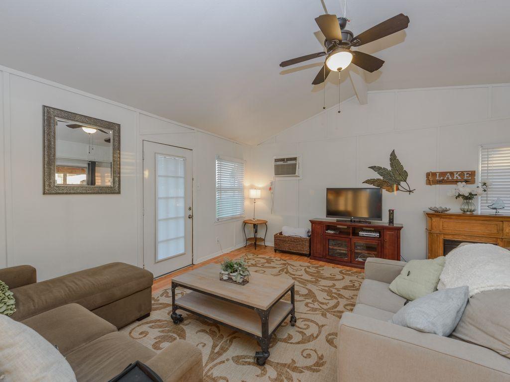 Lakehouse BungalowFrisco Location Pet Policy