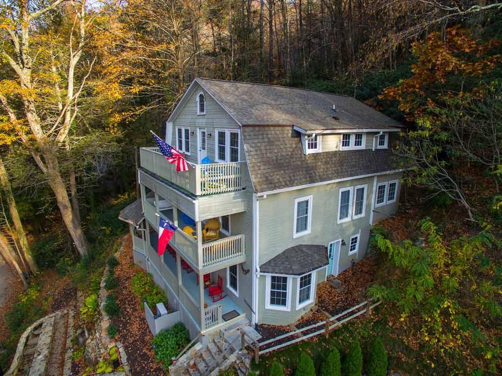 Pet Friendly Vacation Rentals In Montreat Nc Bringfido