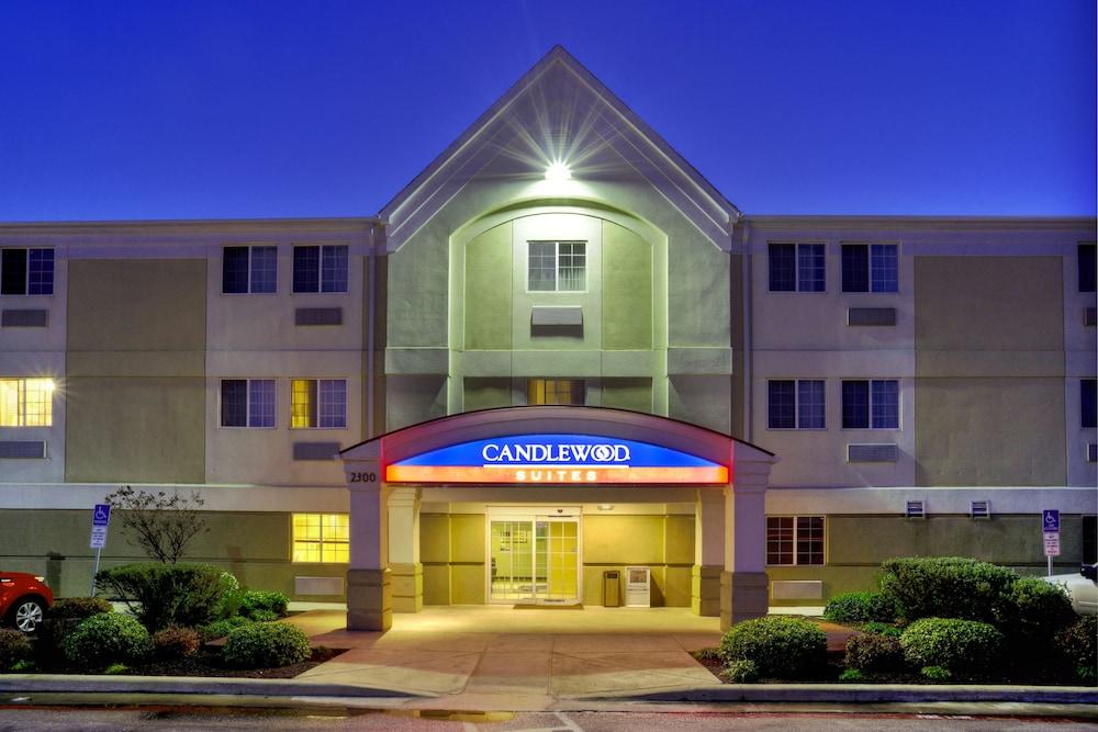 Pet Friendly Candlewood Suites Killeen - Fort Hood Area an IHG Hotel