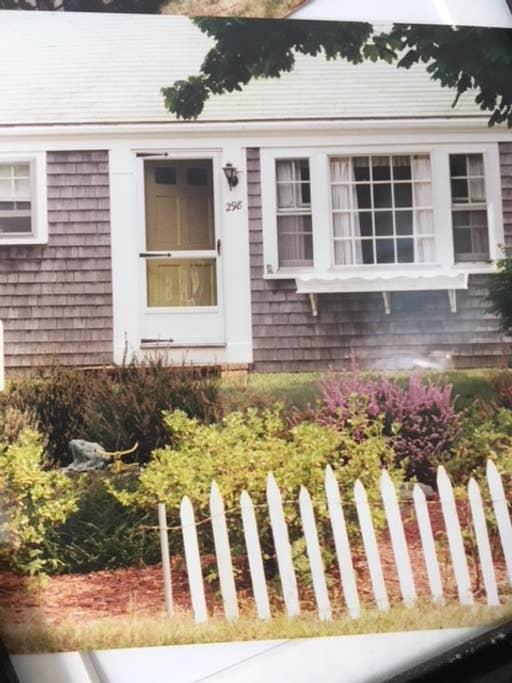 North Chatham Airbnb Rentals Pet Policy