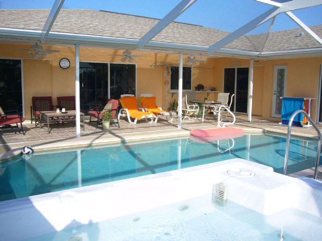 Pet Friendly Vacation Rentals In Cape Coral Fl Bring Fido