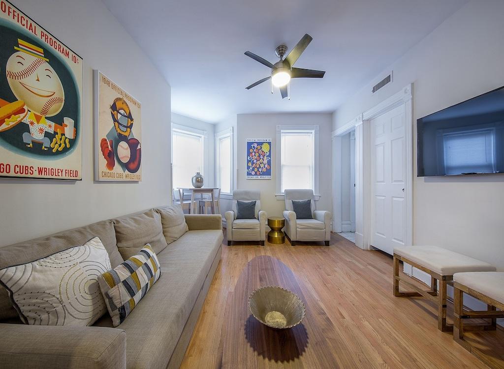 Wrigley Field Residence 1 Pet Policy