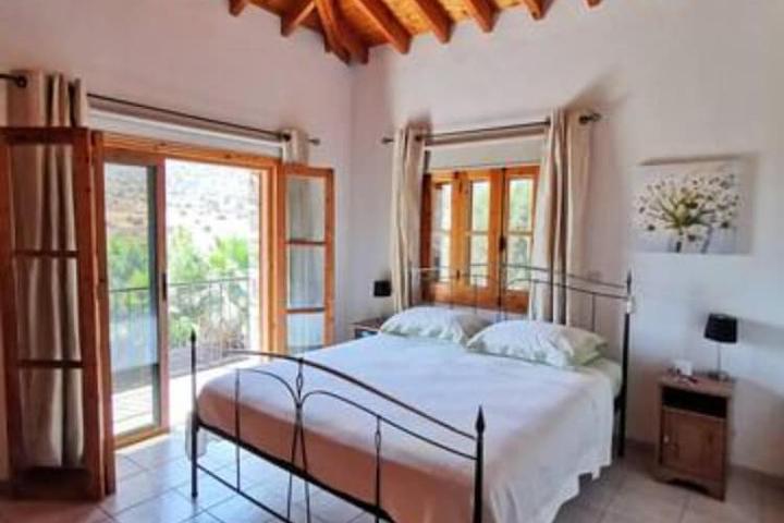 Pet Friendly Unique Stone House Traditional Villa in Ayia Anna