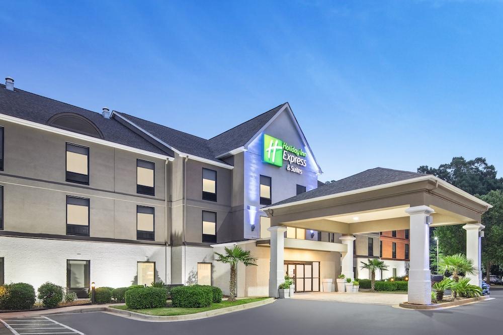 Pet Friendly Holiday Inn Express & Suites Greenville-Spartanburg (Duncan) an IHG Hotel