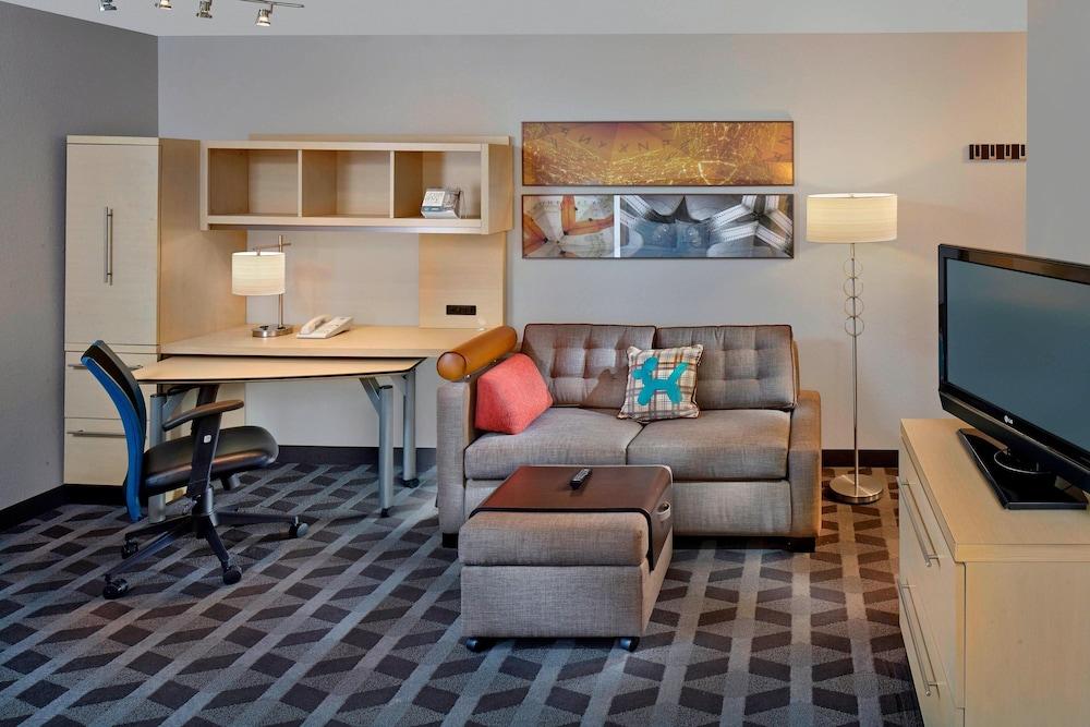 Pet Friendly TownePlace Suites by Marriott Albany Downtown/Medical Center