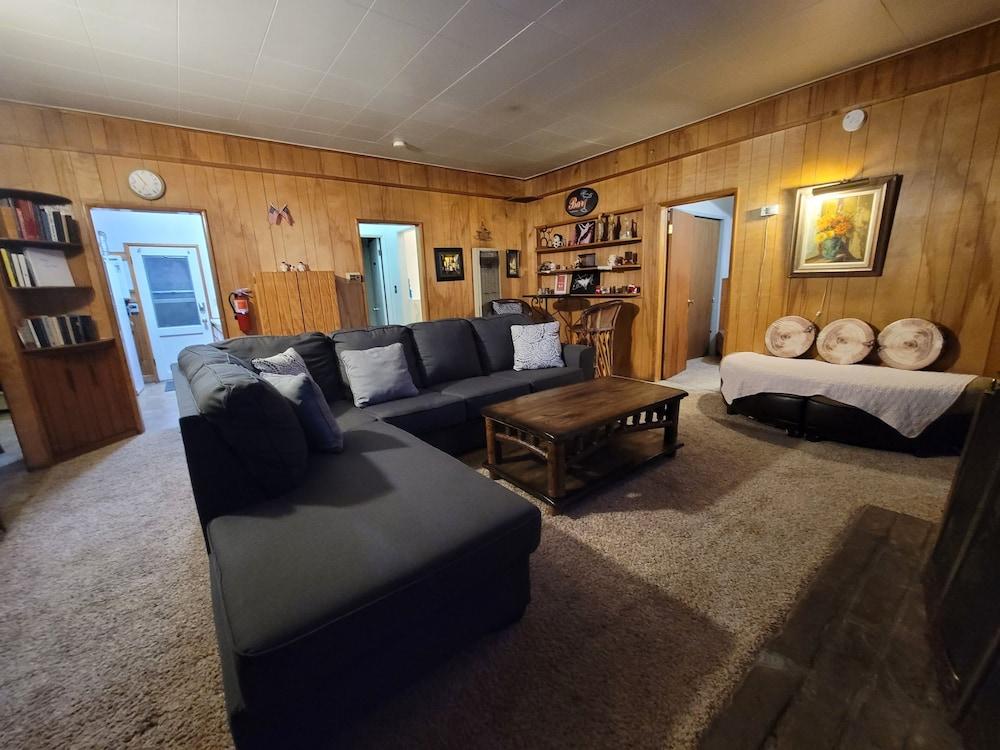 Pet Friendly Myrtle Chalet
