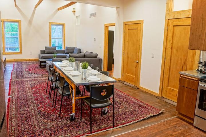 Pet Friendly Hotels In Hales Corners Wi Bring Fido