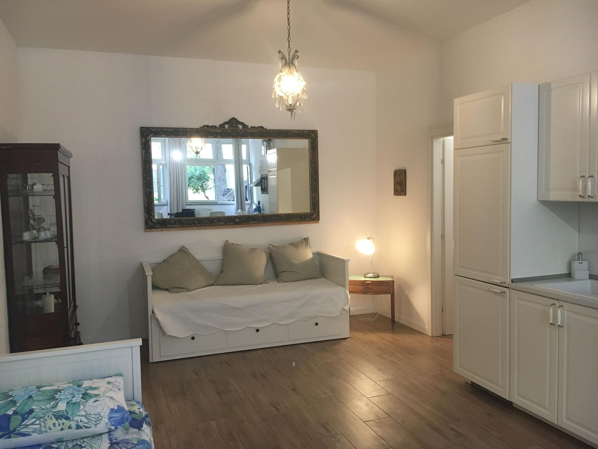 Pet Friendly Flat 15 Minutes from Milan Center