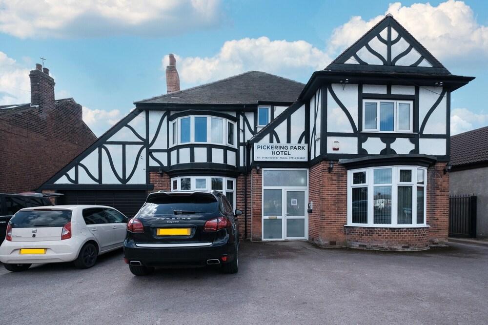 Pet Friendly OYO The Pickering Park