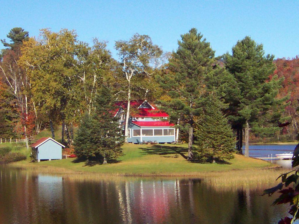Pet Friendly Vacation Rentals In Lake Eden Vt Bringfido
