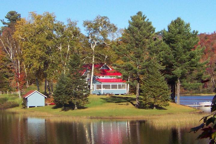 Pet Friendly Vacation Rentals In Lake Eden Vt Bringfido