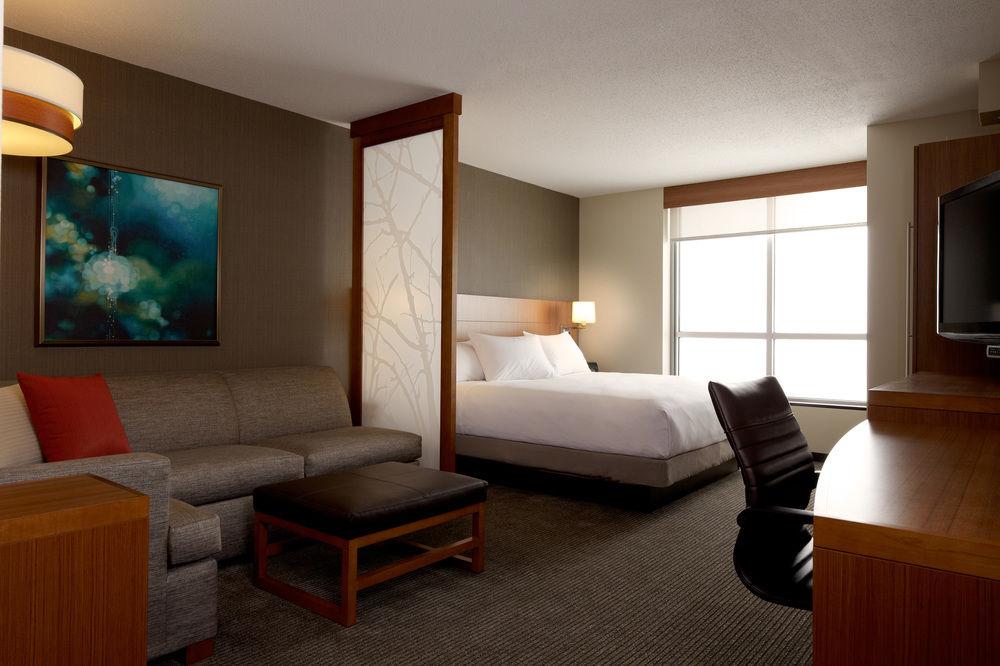 Hyatt Place Biloxi Pet Policy - 