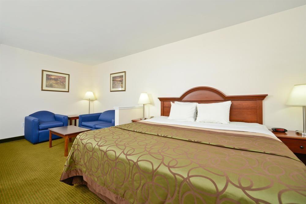Best Western Plus Wakeeney Inn Suites Pet Policy