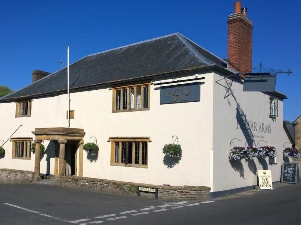 Pet Friendly The Helyar Arms