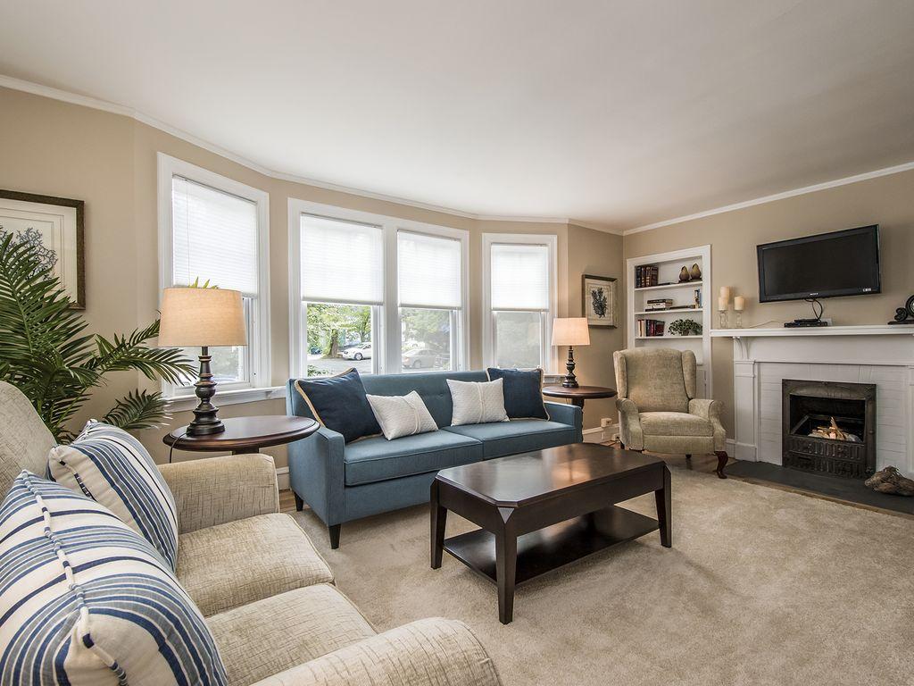 Pet Friendly Vacation Rentals In Bedford Ns Bringfido