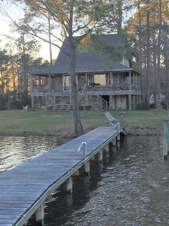 Pet Friendly Hotels in Bath, NC BringFido