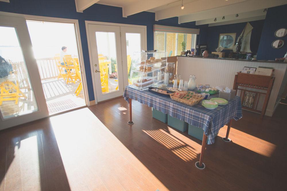 Beachfront Inn Pet Policy