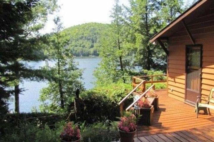 Pet Friendly Val des Monts Airbnb Rentals