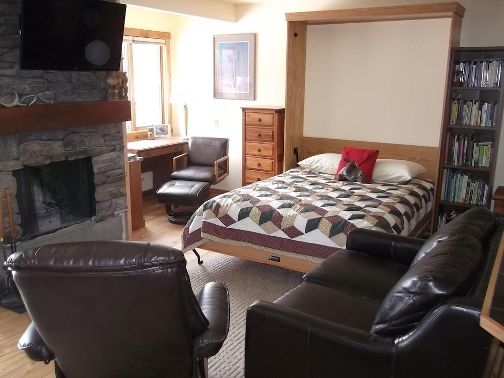 Pet Friendly Vacation Rentals in Wyoming BringFido
