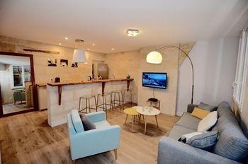 Pet Friendly Vacation Rentals In Bordeaux Fr Bringfido
