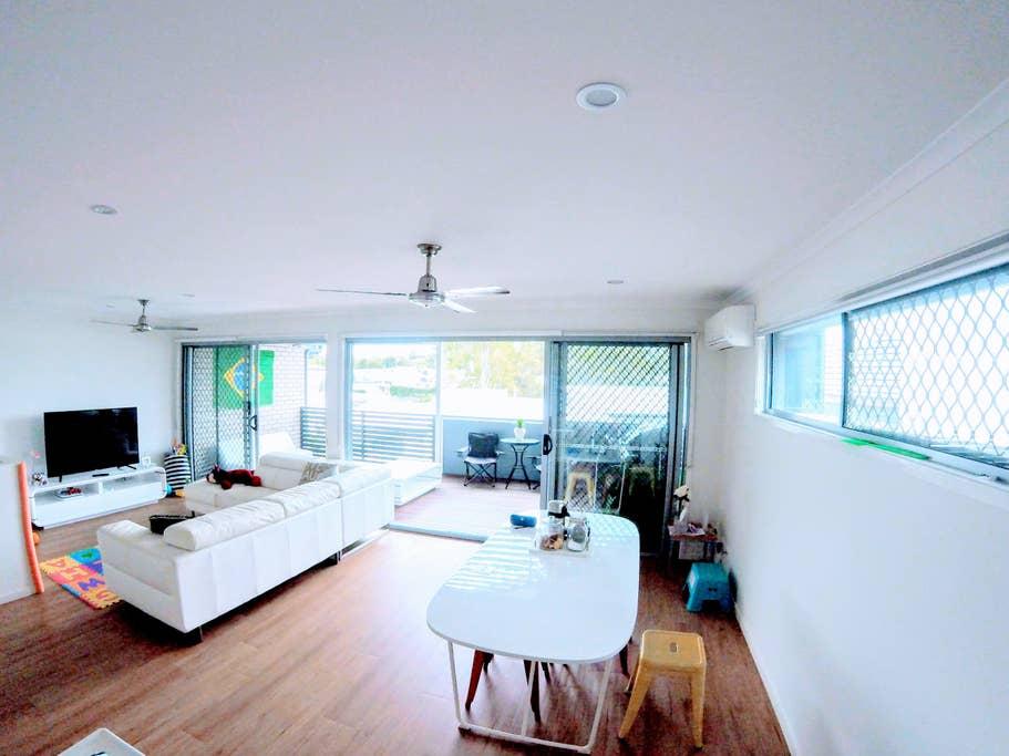 Pet Friendly Hotels In Caboolture Au Bringfido