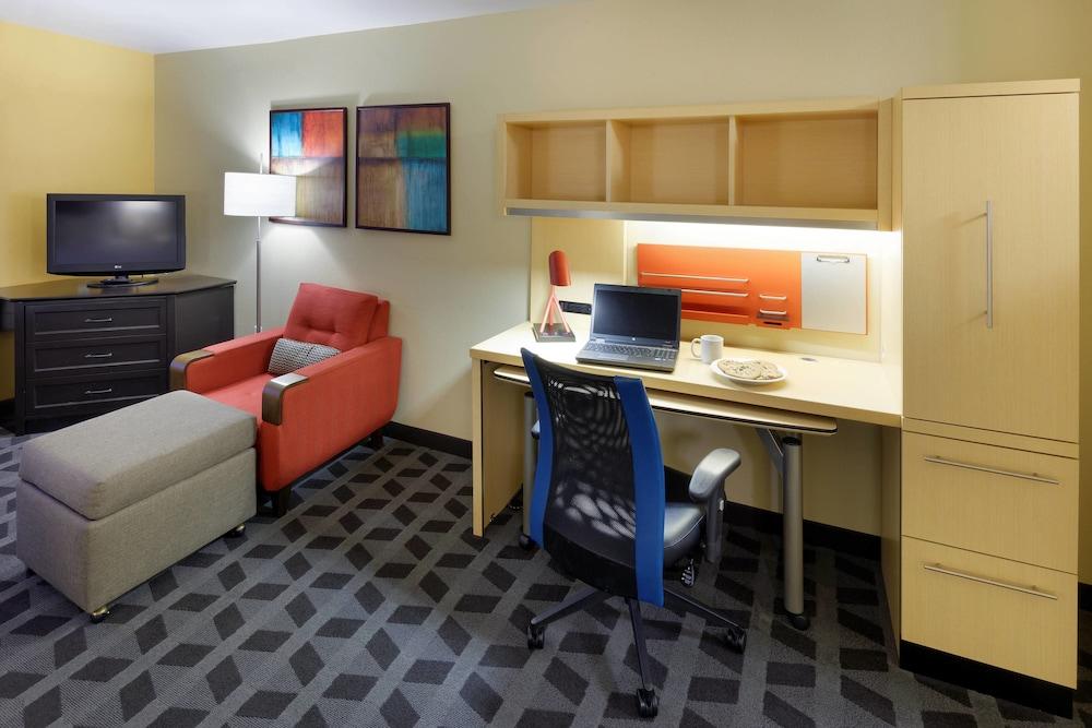 TownePlace Suites Marriott Joplin Pet Policy