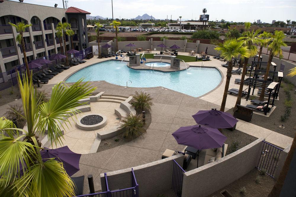 Grand Canyon University Hotel Pet Policy