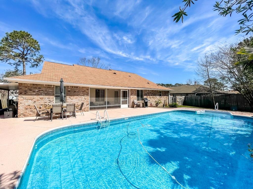 Gulf Breeze Paradise Bring Your Boat & Pets Pet Policy