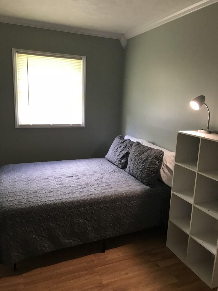 Kmarts Kastle Pet Policy