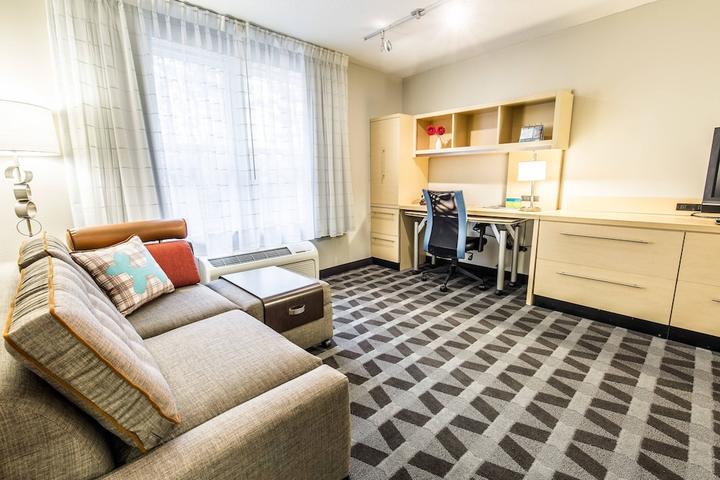 Pet Friendly TownePlace Suites by Marriott Gilford