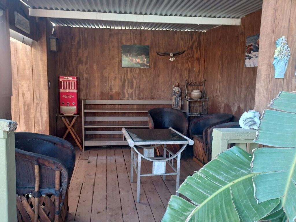 Beautiful 3/2 Bakersfield House Pet Policy