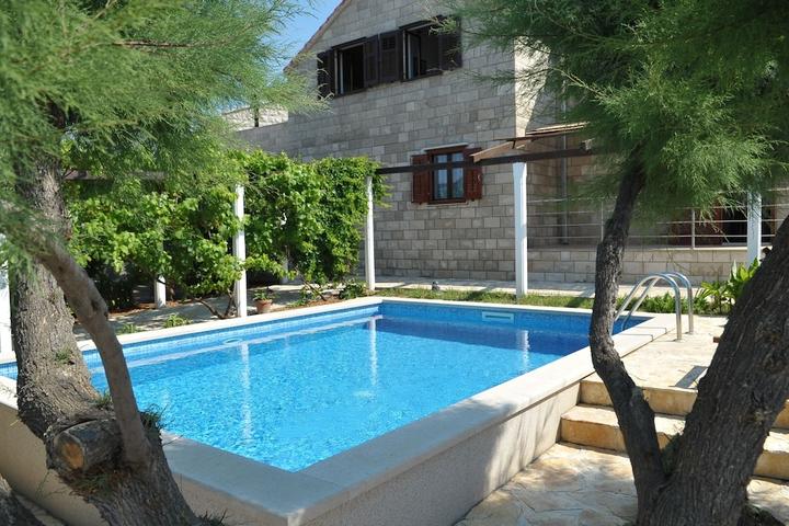 Pet Friendly Villa Sofia with Pool & Sauna
