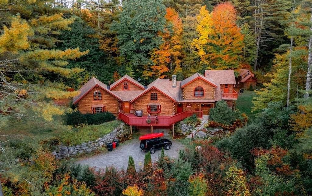 Pet Friendly Iconic Cabin in the Berkshires