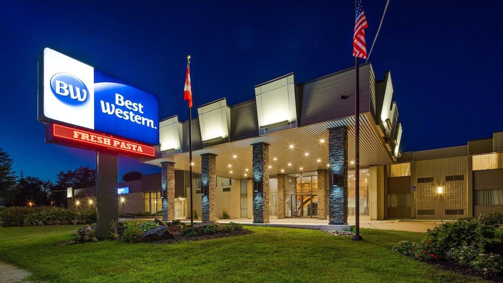Pet Friendly Best Western North Bay Hotel & Conference Centre