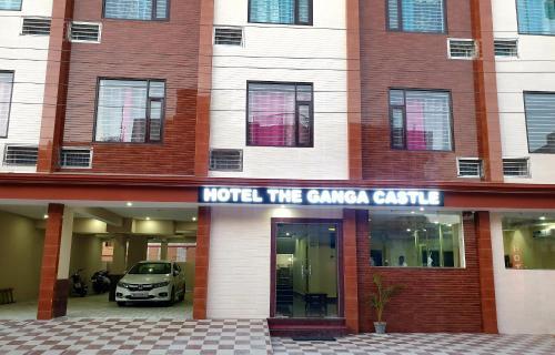 Pet Friendly Hotel the Ganga Castle