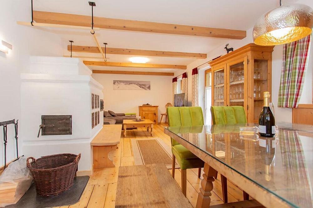 Pet Friendly Chalet Glemmtal - Haus Dorfblick