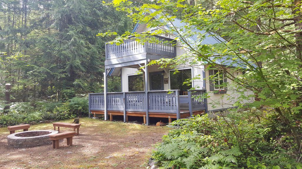 dog friendly cottages ashford in the water