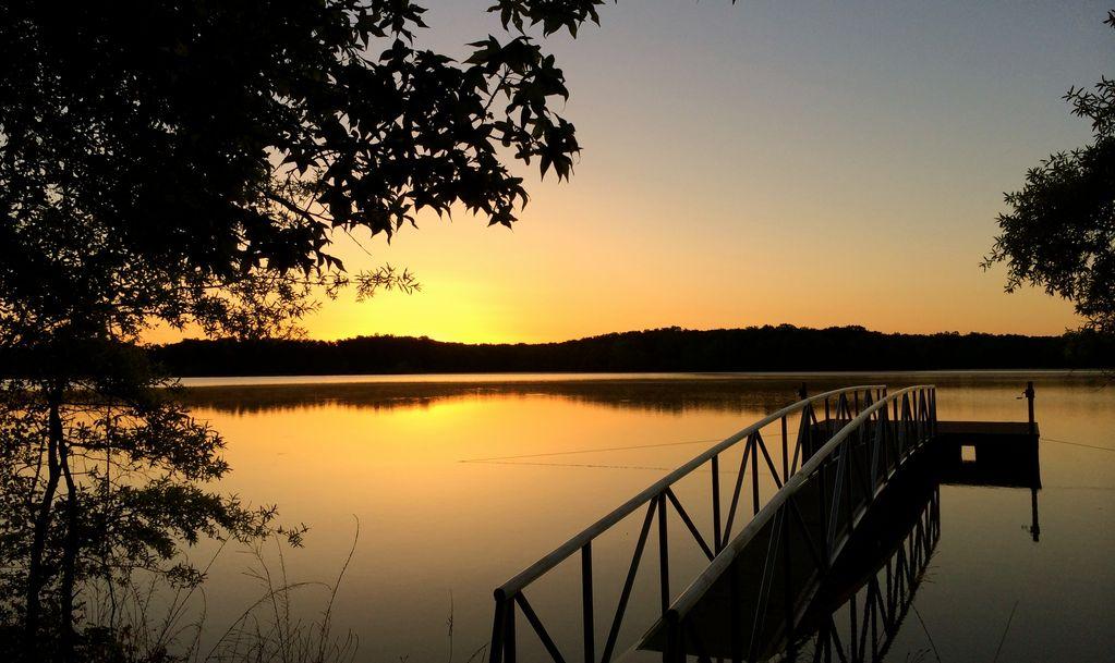 Pet Friendly Vacation Rentals In Kerr Lake Va Bringfido