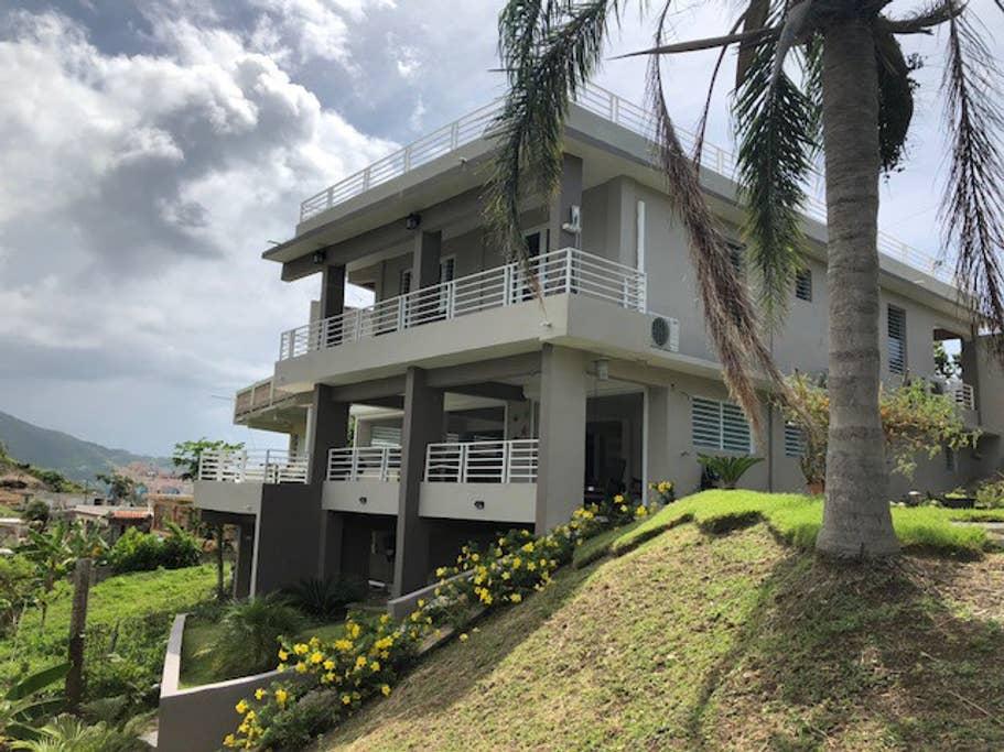 Maunabo Airbnb Rentals Pet Policy