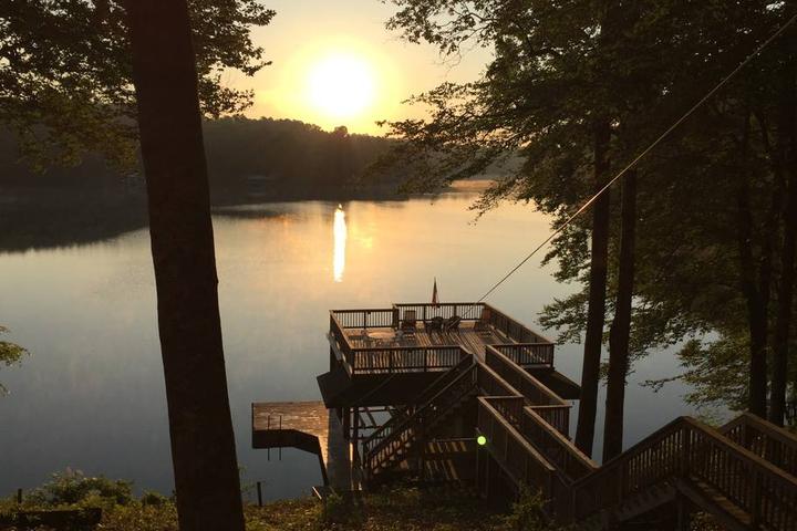 Pet Friendly Lake Gaston Airbnb Rentals