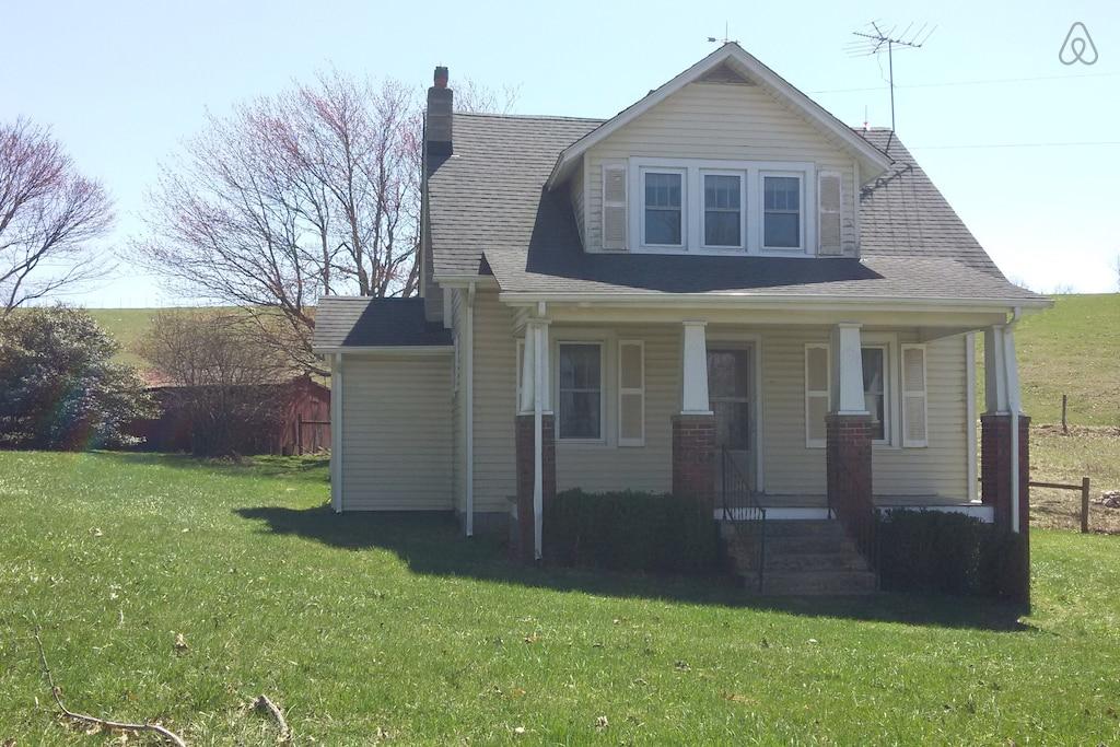 Martinsville Airbnb Rentals Pet Policy