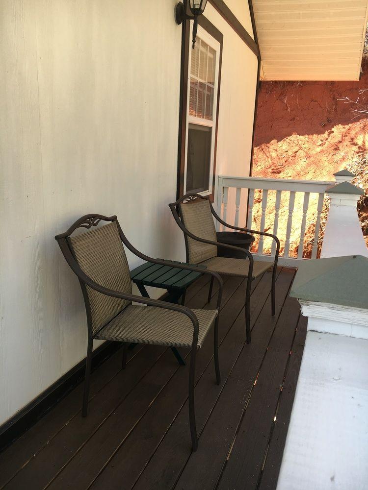 The Grafton Lodge Pet Policy