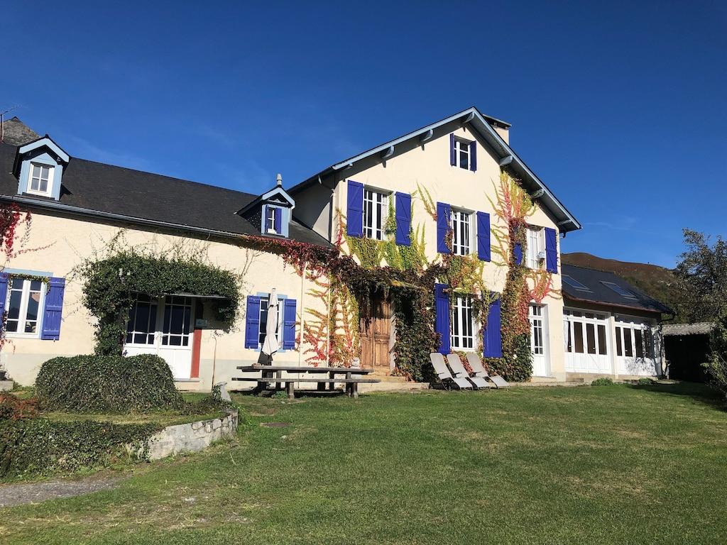 Pet Friendly Cottage the Convent of Arras in Lavedan